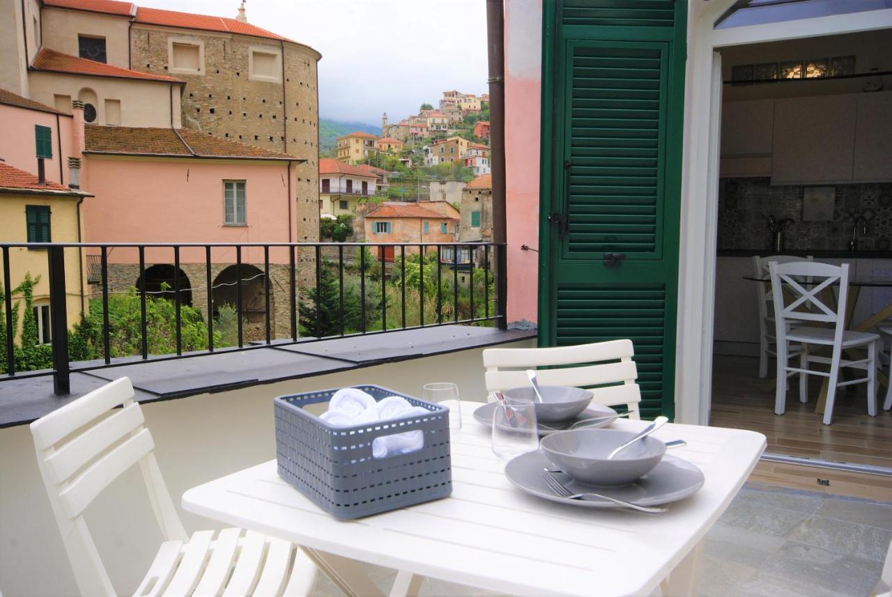 Casa Di Luigi Ed Ernestina Apartment Dolcedo Exterior photo