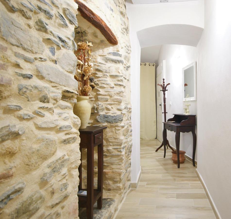 Casa Di Luigi Ed Ernestina Apartment Dolcedo Exterior photo